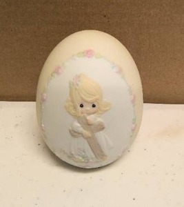 lot 94 image: Precious Moments I will Cherish the Old Rugged Cross annual Easter Egg 1991
