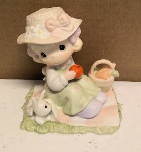 lot 97 image: Precious Moments Were So Hoppy Youre Here item#261351