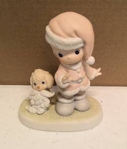 lot 110 image: Precious Moments Figurine Wishing you a Ho Ho Ho item#527629