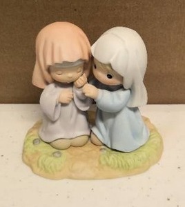 lot 112 image: Precious Moments Figurine Ruth and Naomi Item#649961
