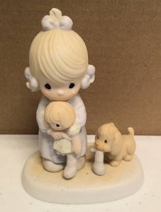 lot 116 image: Precious Moments Figurine Somethings Missing When Youre Not Around Item#105643