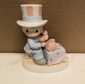 lot 141 image: Precious Moments Figurine Let Freedom Ring item#681059E