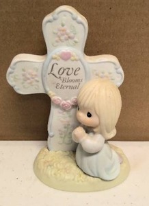 lot 172 image: Precious Moments Figurine Love Blooms Eternal item#127019