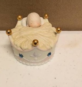 lot 175 image: Precious Moments Figurine Crown him lord of all item#261602