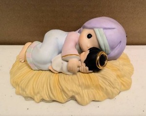 lot 187 image: Precious Moments Figurine Mary Had a Little Lamb item#850969