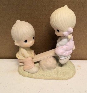 Precious Moments Figurine "Love Lifted Me" Item#E-1375/A