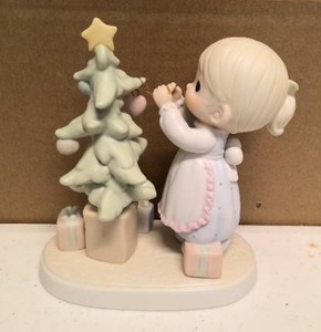 lot 266 image: Precious Moments Figurine God Cared Enough To send His best Item#524476