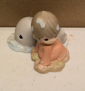 lot 280 image: Precious Moments Figurine Jonah and the whale Item#488283