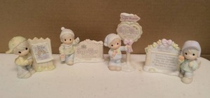 lot 293 image: Precious Moments Figurine Sugar Town Collection of 4 Item#272809, 529567, 592222, and 529842