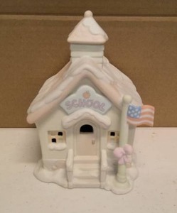 lot 297 image: Precious Moments Figurine Vintage School House item#272795