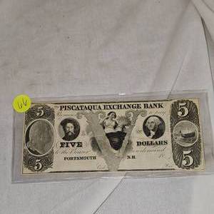 lot 66 image: Portsmouth, NH $5 Bank Note