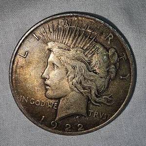 1922 Peace Dollar $1 VF+ with Gold Toning , Very Luxurious
