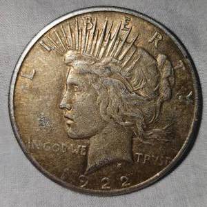 lot 43 image: 1922 S Peace Dollar $1 wBeautiful Gold Toning
