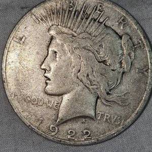 lot 53 image: 1922 Peace Dollar $1