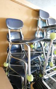 lot 14 image: Rm 205 - 17 melamine chairs