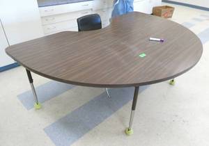 lot 150 image: Rm 215 - half moon desk and chair