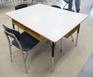 lot 151 image: Rm 215 - desk and 4 chairs