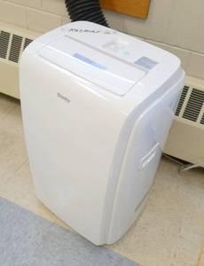 lot 159 image: Rm 215 - Danby room AC unit