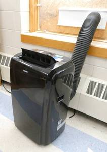 lot 166 image: Rm 216 - Danby room AC unit
