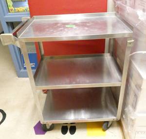 lot 184 image: Entry - metal mobile cart