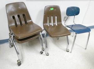 lot 191 image: ECFE - 4 chairs