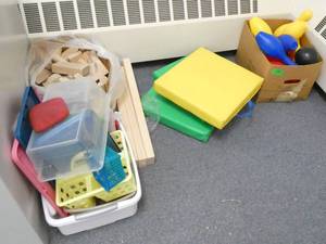 lot 220 image: ECFE - corner full of goodies - plastic bowling game