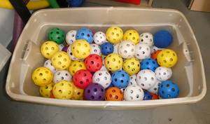 lot 239 image: GymO- large tote of whiffle balls