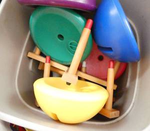 lot 262 image: GymS- buckets of Games