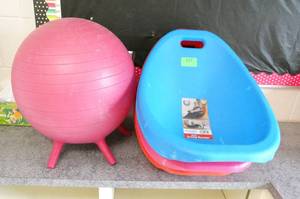 lot 317 image: Rm 114 - 3 rocker seats and a bouncy chair