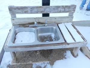 lot 111 image: Outside - Double sink sand box with faucets