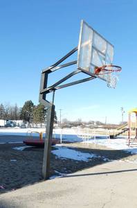 lot 113 image: Outside - Adjustable height basketball hoop