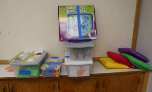 lot 411 image: Rm 104 - A whole bunch of decor and toys including Mr Potato Head