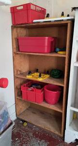 lot 272 image: GymS- Cabinet and contents