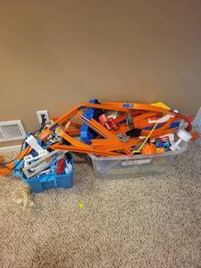 lot 202 image: Large Lot of Hot Wheels Track and Mousetrap Game Pieces