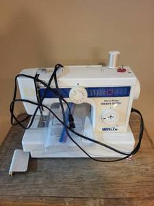 lot 203 image: White Sew & Serge Heavy Duty Sewing Machine