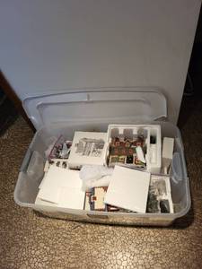 lot 275 image: Heritage Village Christmas Village Buildings and Accessories in Storage Tote