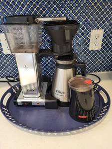 lot 302 image: Technivorm Moccamaster Coffee Maker, Mueller Electric Kettle, and Coffee Grinder Set