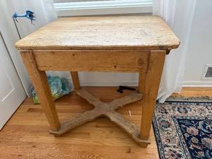 lot 124 image: Farmhouse Wood Table with Drawer - 40 in L x 28 in W x 30 in H - X-Base