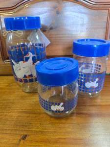 lot 112 image: Vintage jars goose