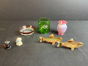 lot 24 image: Vintage Decorative Collection Green Glass Vase, Fenton Pink Milk Glass Vase, Cat and EFCCO Fish Salt & Pepper Shakers