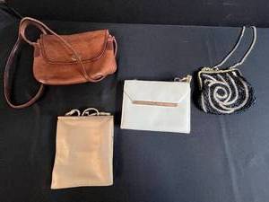 lot 68 image: Collection of 4 Vintage and Designer Handbags and Purses