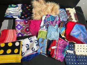 lot 148 image: Collection of Vintage Silk and Patterned Scarves Including Sarah Coventry and Berkshire