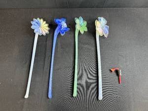 lot 95 image: Set of 4 Hand Blown Art Glass Flowers, 16 Inch Decorative Stems