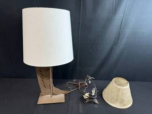 lot 112 image: Set of 2 Decorative Table Lamps - Boot Design and Hummingbird Motif