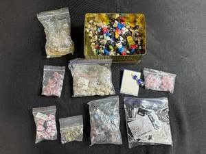 lot 162 image: Collection of Glass Cat Charms and Jewelry Findings Assortment