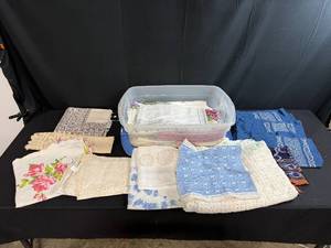 lot 174 image: Large Collection of Vintage Embroidered and Lace Linens in Storage Tote