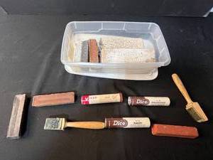 lot 214 image: Jewelers Rouge, Emery Buffing Compound Bars and Brushes Set in Storage Box