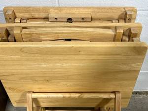 lot 220 image: Set of 4 Wooden Folding TV Trays with Stand