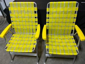 lot 221 image: Pair of Vintage Yellow Webbed Aluminum Lawn Chairs
