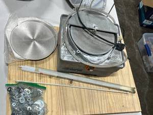 lot 275 image: Inland Lapidary Machine with Accessories and Extra Wheels